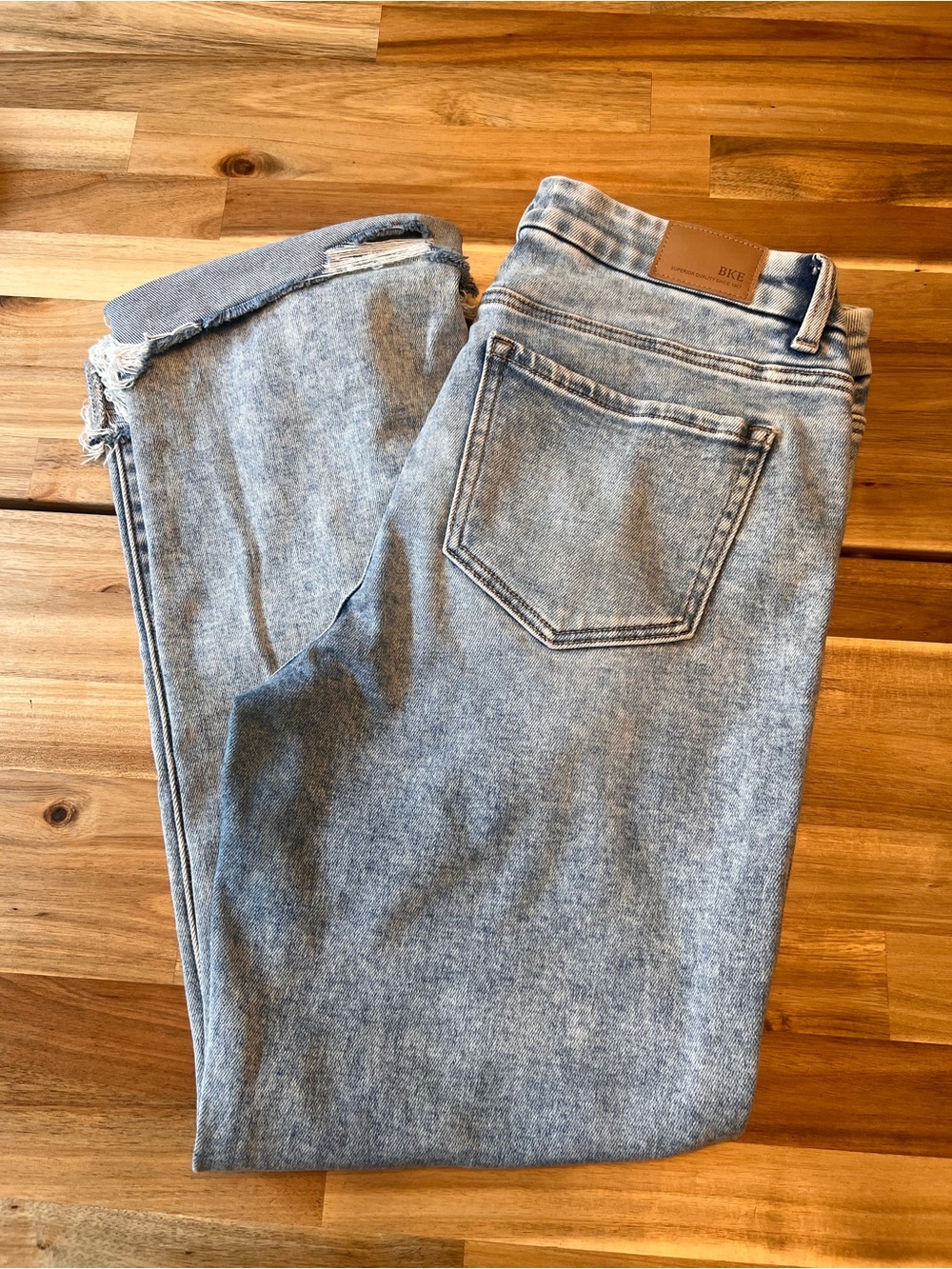 BKE “Payton” Women’s Universal Fit Mid-Rise Cropped Straight Jeans size 30/28